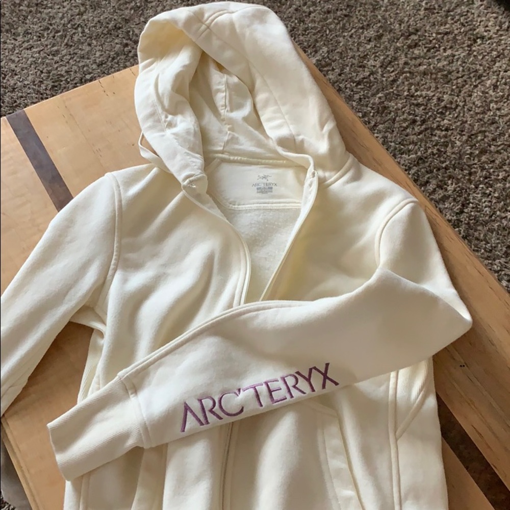 Arc'teryx zip up hoodie